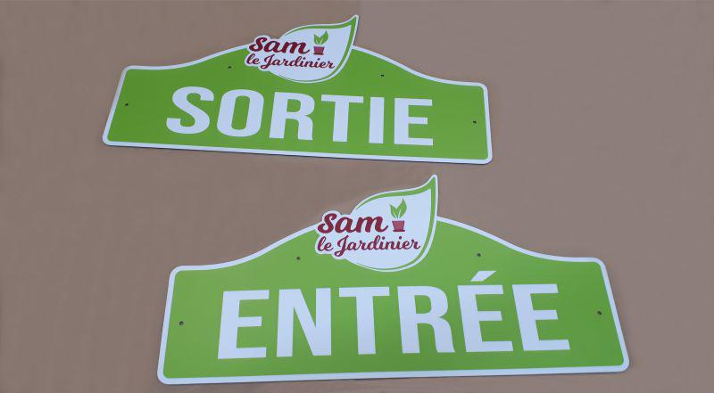 découpe de signalétique sur panneau Dibond® découpe de signalétique sur panneau Dibond®